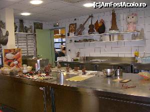 [P28] Strasbourg - Muzeul ”Secretele Ciocolatei” - laboratorul de preparare artizanală a ciocolatei.  » foto by doina_c24
 - 
<span class="allrVoted glyphicon glyphicon-heart hidden" id="av401839"></span>
<a class="m-l-10 hidden" id="sv401839" onclick="voting_Foto_DelVot(,401839,3883)" role="button">șterge vot <span class="glyphicon glyphicon-remove"></span></a>
<a id="v9401839" class=" c-red"  onclick="voting_Foto_SetVot(401839)" role="button"><span class="glyphicon glyphicon-heart-empty"></span> <b>LIKE</b> = Votează poza</a> <img class="hidden"  id="f401839W9" src="/imagini/loader.gif" border="0" /><span class="AjErrMes hidden" id="e401839ErM"></span>