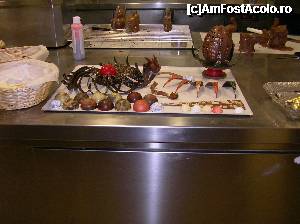 [P29] Strasbourg - Muzeul ”Secretele Ciocolatei” - specialități din ciocolată.  » foto by doina_c24
 - 
<span class="allrVoted glyphicon glyphicon-heart hidden" id="av401840"></span>
<a class="m-l-10 hidden" id="sv401840" onclick="voting_Foto_DelVot(,401840,3883)" role="button">șterge vot <span class="glyphicon glyphicon-remove"></span></a>
<a id="v9401840" class=" c-red"  onclick="voting_Foto_SetVot(401840)" role="button"><span class="glyphicon glyphicon-heart-empty"></span> <b>LIKE</b> = Votează poza</a> <img class="hidden"  id="f401840W9" src="/imagini/loader.gif" border="0" /><span class="AjErrMes hidden" id="e401840ErM"></span>