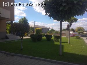 [P30] În față la Primăria Limanu, 2 Mai » foto by Mioritik
 - 
<span class="allrVoted glyphicon glyphicon-heart hidden" id="av1364096"></span>
<a class="m-l-10 hidden" id="sv1364096" onclick="voting_Foto_DelVot(,1364096,3890)" role="button">șterge vot <span class="glyphicon glyphicon-remove"></span></a>
<a id="v91364096" class=" c-red"  onclick="voting_Foto_SetVot(1364096)" role="button"><span class="glyphicon glyphicon-heart-empty"></span> <b>LIKE</b> = Votează poza</a> <img class="hidden"  id="f1364096W9" src="/imagini/loader.gif" border="0" /><span class="AjErrMes hidden" id="e1364096ErM"></span>