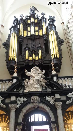 [P03] Biserica Sfânta Maria » foto by andraz
 - 
<span class="allrVoted glyphicon glyphicon-heart hidden" id="av679501"></span>
<a class="m-l-10 hidden" id="sv679501" onclick="voting_Foto_DelVot(,679501,3901)" role="button">șterge vot <span class="glyphicon glyphicon-remove"></span></a>
<a id="v9679501" class=" c-red"  onclick="voting_Foto_SetVot(679501)" role="button"><span class="glyphicon glyphicon-heart-empty"></span> <b>LIKE</b> = Votează poza</a> <img class="hidden"  id="f679501W9" src="/imagini/loader.gif" border="0" /><span class="AjErrMes hidden" id="e679501ErM"></span>
