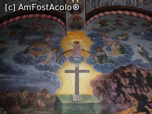 [P14] Admirăm pe rând diferite picturi interioare din biserica Mănăstirii Secu având hramul ”Tăierea capului Sfântului Ioan Botezătorul”.  » foto by Floryn81
 - 
<span class="allrVoted glyphicon glyphicon-heart hidden" id="av711912"></span>
<a class="m-l-10 hidden" id="sv711912" onclick="voting_Foto_DelVot(,711912,3913)" role="button">șterge vot <span class="glyphicon glyphicon-remove"></span></a>
<a id="v9711912" class=" c-red"  onclick="voting_Foto_SetVot(711912)" role="button"><span class="glyphicon glyphicon-heart-empty"></span> <b>LIKE</b> = Votează poza</a> <img class="hidden"  id="f711912W9" src="/imagini/loader.gif" border="0" /><span class="AjErrMes hidden" id="e711912ErM"></span>