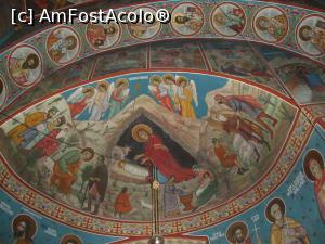 [P11] Pictură interioară - biserica având hramul ”Nașterea Maicii Domnului”.  » foto by Floryn81
 - 
<span class="allrVoted glyphicon glyphicon-heart hidden" id="av712742"></span>
<a class="m-l-10 hidden" id="sv712742" onclick="voting_Foto_DelVot(,712742,3916)" role="button">șterge vot <span class="glyphicon glyphicon-remove"></span></a>
<a id="v9712742" class=" c-red"  onclick="voting_Foto_SetVot(712742)" role="button"><span class="glyphicon glyphicon-heart-empty"></span> <b>LIKE</b> = Votează poza</a> <img class="hidden"  id="f712742W9" src="/imagini/loader.gif" border="0" /><span class="AjErrMes hidden" id="e712742ErM"></span>