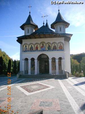 [P05] biserica manastirii Sihastria » foto by zlatna
 - 
<span class="allrVoted glyphicon glyphicon-heart hidden" id="av658432"></span>
<a class="m-l-10 hidden" id="sv658432" onclick="voting_Foto_DelVot(,658432,3916)" role="button">șterge vot <span class="glyphicon glyphicon-remove"></span></a>
<a id="v9658432" class=" c-red"  onclick="voting_Foto_SetVot(658432)" role="button"><span class="glyphicon glyphicon-heart-empty"></span> <b>LIKE</b> = Votează poza</a> <img class="hidden"  id="f658432W9" src="/imagini/loader.gif" border="0" /><span class="AjErrMes hidden" id="e658432ErM"></span>