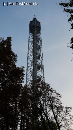 [P55] Torre Branca » foto by pepsi70ro
 - 
<span class="allrVoted glyphicon glyphicon-heart hidden" id="av1508089"></span>
<a class="m-l-10 hidden" id="sv1508089" onclick="voting_Foto_DelVot(,1508089,3925)" role="button">șterge vot <span class="glyphicon glyphicon-remove"></span></a>
<a id="v91508089" class=" c-red"  onclick="voting_Foto_SetVot(1508089)" role="button"><span class="glyphicon glyphicon-heart-empty"></span> <b>LIKE</b> = Votează poza</a> <img class="hidden"  id="f1508089W9" src="/imagini/loader.gif" border="0" /><span class="AjErrMes hidden" id="e1508089ErM"></span>