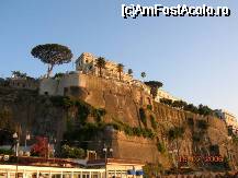 [P05] Popas la Sorrento » foto by mcosmin
 - 
<span class="allrVoted glyphicon glyphicon-heart hidden" id="av28596"></span>
<a class="m-l-10 hidden" id="sv28596" onclick="voting_Foto_DelVot(,28596,3926)" role="button">șterge vot <span class="glyphicon glyphicon-remove"></span></a>
<a id="v928596" class=" c-red"  onclick="voting_Foto_SetVot(28596)" role="button"><span class="glyphicon glyphicon-heart-empty"></span> <b>LIKE</b> = Votează poza</a> <img class="hidden"  id="f28596W9" src="/imagini/loader.gif" border="0" /><span class="AjErrMes hidden" id="e28596ErM"></span>