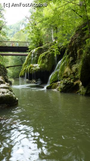 [P57] Cascada Bigăr » foto by iuliaen
 - 
<span class="allrVoted glyphicon glyphicon-heart hidden" id="av845799"></span>
<a class="m-l-10 hidden" id="sv845799" onclick="voting_Foto_DelVot(,845799,3939)" role="button">șterge vot <span class="glyphicon glyphicon-remove"></span></a>
<a id="v9845799" class=" c-red"  onclick="voting_Foto_SetVot(845799)" role="button"><span class="glyphicon glyphicon-heart-empty"></span> <b>LIKE</b> = Votează poza</a> <img class="hidden"  id="f845799W9" src="/imagini/loader.gif" border="0" /><span class="AjErrMes hidden" id="e845799ErM"></span>