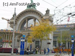 [P16] Frontonul original al clădirii gării vechi din Lucerna și roata cu lanțuri » foto by Mitica49
 - 
<span class="allrVoted glyphicon glyphicon-heart hidden" id="av1035677"></span>
<a class="m-l-10 hidden" id="sv1035677" onclick="voting_Foto_DelVot(,1035677,3962)" role="button">șterge vot <span class="glyphicon glyphicon-remove"></span></a>
<a id="v91035677" class=" c-red"  onclick="voting_Foto_SetVot(1035677)" role="button"><span class="glyphicon glyphicon-heart-empty"></span> <b>LIKE</b> = Votează poza</a> <img class="hidden"  id="f1035677W9" src="/imagini/loader.gif" border="0" /><span class="AjErrMes hidden" id="e1035677ErM"></span>