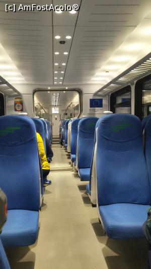 [P71] tren pe ruta BAri-Matera » foto by Chloe
 - 
<span class="allrVoted glyphicon glyphicon-heart hidden" id="av803730"></span>
<a class="m-l-10 hidden" id="sv803730" onclick="voting_Foto_DelVot(,803730,3993)" role="button">șterge vot <span class="glyphicon glyphicon-remove"></span></a>
<a id="v9803730" class=" c-red"  onclick="voting_Foto_SetVot(803730)" role="button"><span class="glyphicon glyphicon-heart-empty"></span> <b>LIKE</b> = Votează poza</a> <img class="hidden"  id="f803730W9" src="/imagini/loader.gif" border="0" /><span class="AjErrMes hidden" id="e803730ErM"></span>