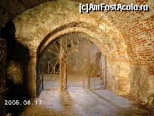 [P10] Ce lucruri teribile s-or fi petrecut în hrubele, acum pustii, ale Castelului Corvineştilor ... » foto by Costi
 - 
<span class="allrVoted glyphicon glyphicon-heart hidden" id="av37677"></span>
<a class="m-l-10 hidden" id="sv37677" onclick="voting_Foto_DelVot(,37677,4000)" role="button">șterge vot <span class="glyphicon glyphicon-remove"></span></a>
<a id="v937677" class=" c-red"  onclick="voting_Foto_SetVot(37677)" role="button"><span class="glyphicon glyphicon-heart-empty"></span> <b>LIKE</b> = Votează poza</a> <img class="hidden"  id="f37677W9" src="/imagini/loader.gif" border="0" /><span class="AjErrMes hidden" id="e37677ErM"></span>