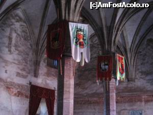 [P36] Steaguri în sala Cavalerilor » foto by Michi
 - 
<span class="allrVoted glyphicon glyphicon-heart hidden" id="av699102"></span>
<a class="m-l-10 hidden" id="sv699102" onclick="voting_Foto_DelVot(,699102,4000)" role="button">șterge vot <span class="glyphicon glyphicon-remove"></span></a>
<a id="v9699102" class=" c-red"  onclick="voting_Foto_SetVot(699102)" role="button"><span class="glyphicon glyphicon-heart-empty"></span> <b>LIKE</b> = Votează poza</a> <img class="hidden"  id="f699102W9" src="/imagini/loader.gif" border="0" /><span class="AjErrMes hidden" id="e699102ErM"></span>