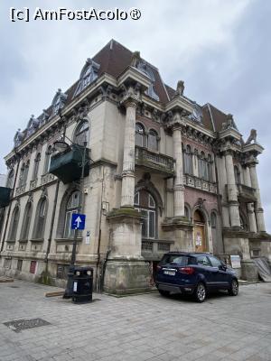 [P10] Constanța, Casa cu Lei, în așteptarea unor vremuri mai bune. » foto by Floria
 - 
<span class="allrVoted glyphicon glyphicon-heart hidden" id="av1523749"></span>
<a class="m-l-10 hidden" id="sv1523749" onclick="voting_Foto_DelVot(,1523749,4001)" role="button">șterge vot <span class="glyphicon glyphicon-remove"></span></a>
<a id="v91523749" class=" c-red"  onclick="voting_Foto_SetVot(1523749)" role="button"><span class="glyphicon glyphicon-heart-empty"></span> <b>LIKE</b> = Votează poza</a> <img class="hidden"  id="f1523749W9" src="/imagini/loader.gif" border="0" /><span class="AjErrMes hidden" id="e1523749ErM"></span>