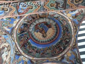 [P18] Pictura exterioara din pridvorul bisericii » foto by micutzu
 - 
<span class="allrVoted glyphicon glyphicon-heart hidden" id="av1217216"></span>
<a class="m-l-10 hidden" id="sv1217216" onclick="voting_Foto_DelVot(,1217216,4002)" role="button">șterge vot <span class="glyphicon glyphicon-remove"></span></a>
<a id="v91217216" class=" c-red"  onclick="voting_Foto_SetVot(1217216)" role="button"><span class="glyphicon glyphicon-heart-empty"></span> <b>LIKE</b> = Votează poza</a> <img class="hidden"  id="f1217216W9" src="/imagini/loader.gif" border="0" /><span class="AjErrMes hidden" id="e1217216ErM"></span>