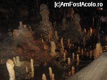 [P10] Stalacmite si stalactite de o rara frumusete si fff multe ; cred ca erau peste 1000 » foto by mirelutza
 - 
<span class="allrVoted glyphicon glyphicon-heart hidden" id="av45173"></span>
<a class="m-l-10 hidden" id="sv45173" onclick="voting_Foto_DelVot(,45173,4024)" role="button">șterge vot <span class="glyphicon glyphicon-remove"></span></a>
<a id="v945173" class=" c-red"  onclick="voting_Foto_SetVot(45173)" role="button"><span class="glyphicon glyphicon-heart-empty"></span> <b>LIKE</b> = Votează poza</a> <img class="hidden"  id="f45173W9" src="/imagini/loader.gif" border="0" /><span class="AjErrMes hidden" id="e45173ErM"></span>