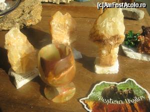 [P23] Cateva obiecte din onix pe care le-am cumparat din bazar » foto by dorgo
 - 
<span class="allrVoted glyphicon glyphicon-heart hidden" id="av645731"></span>
<a class="m-l-10 hidden" id="sv645731" onclick="voting_Foto_DelVot(,645731,4024)" role="button">șterge vot <span class="glyphicon glyphicon-remove"></span></a>
<a id="v9645731" class=" c-red"  onclick="voting_Foto_SetVot(645731)" role="button"><span class="glyphicon glyphicon-heart-empty"></span> <b>LIKE</b> = Votează poza</a> <img class="hidden"  id="f645731W9" src="/imagini/loader.gif" border="0" /><span class="AjErrMes hidden" id="e645731ErM"></span>