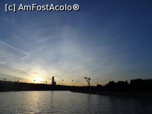 [P56] telecabină care traversează râul » foto by robert
 - 
<span class="allrVoted glyphicon glyphicon-heart hidden" id="av1079771"></span>
<a class="m-l-10 hidden" id="sv1079771" onclick="voting_Foto_DelVot(,1079771,4056)" role="button">șterge vot <span class="glyphicon glyphicon-remove"></span></a>
<a id="v91079771" class=" c-red"  onclick="voting_Foto_SetVot(1079771)" role="button"><span class="glyphicon glyphicon-heart-empty"></span> <b>LIKE</b> = Votează poza</a> <img class="hidden"  id="f1079771W9" src="/imagini/loader.gif" border="0" /><span class="AjErrMes hidden" id="e1079771ErM"></span>