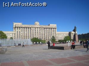 [P21] Ce se afla dincolo de hotarele istoricului Saint Pete? Bineinteles Lenigradul! Lenin ramane puternic, tarul orasului cenusiu.  » foto by senateo
 - 
<span class="allrVoted glyphicon glyphicon-heart hidden" id="av866584"></span>
<a class="m-l-10 hidden" id="sv866584" onclick="voting_Foto_DelVot(,866584,4057)" role="button">șterge vot <span class="glyphicon glyphicon-remove"></span></a>
<a id="v9866584" class=" c-red"  onclick="voting_Foto_SetVot(866584)" role="button"><span class="glyphicon glyphicon-heart-empty"></span> <b>LIKE</b> = Votează poza</a> <img class="hidden"  id="f866584W9" src="/imagini/loader.gif" border="0" /><span class="AjErrMes hidden" id="e866584ErM"></span>