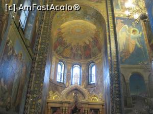 [P13] Biserica Mantuitorului este o capodopera si prin picturile interioare realizate pe mozaic.  » foto by senateo
 - 
<span class="allrVoted glyphicon glyphicon-heart hidden" id="av866853"></span>
<a class="m-l-10 hidden" id="sv866853" onclick="voting_Foto_DelVot(,866853,4057)" role="button">șterge vot <span class="glyphicon glyphicon-remove"></span></a>
<a id="v9866853" class=" c-red"  onclick="voting_Foto_SetVot(866853)" role="button"><span class="glyphicon glyphicon-heart-empty"></span> <b>LIKE</b> = Votează poza</a> <img class="hidden"  id="f866853W9" src="/imagini/loader.gif" border="0" /><span class="AjErrMes hidden" id="e866853ErM"></span>