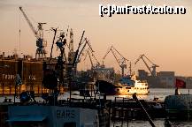 [P05]  -- <small>// FĂRĂ DESCRIERE</small> » foto by laurentiucapac
 - 
<span class="allrVoted glyphicon glyphicon-heart hidden" id="av142035"></span>
<a class="m-l-10 hidden" id="sv142035" onclick="voting_Foto_DelVot(,142035,4057)" role="button">șterge vot <span class="glyphicon glyphicon-remove"></span></a>
<a id="v9142035" class=" c-red"  onclick="voting_Foto_SetVot(142035)" role="button"><span class="glyphicon glyphicon-heart-empty"></span> <b>LIKE</b> = Votează poza</a> <img class="hidden"  id="f142035W9" src="/imagini/loader.gif" border="0" /><span class="AjErrMes hidden" id="e142035ErM"></span>