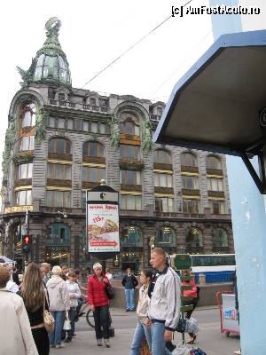 [P29] Libraria în care am găsit Operele lui Ceauşescu » foto by Michi
 - 
<span class="allrVoted glyphicon glyphicon-heart hidden" id="av407315"></span>
<a class="m-l-10 hidden" id="sv407315" onclick="voting_Foto_DelVot(,407315,4057)" role="button">șterge vot <span class="glyphicon glyphicon-remove"></span></a>
<a id="v9407315" class=" c-red"  onclick="voting_Foto_SetVot(407315)" role="button"><span class="glyphicon glyphicon-heart-empty"></span> <b>LIKE</b> = Votează poza</a> <img class="hidden"  id="f407315W9" src="/imagini/loader.gif" border="0" /><span class="AjErrMes hidden" id="e407315ErM"></span>