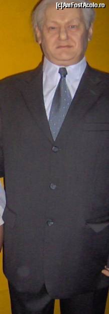 [P11] Fostul conducător rus Boris Elţin. » foto by adigogu
 - 
<span class="allrVoted glyphicon glyphicon-heart hidden" id="av105508"></span>
<a class="m-l-10 hidden" id="sv105508" onclick="voting_Foto_DelVot(,105508,4057)" role="button">șterge vot <span class="glyphicon glyphicon-remove"></span></a>
<a id="v9105508" class=" c-red"  onclick="voting_Foto_SetVot(105508)" role="button"><span class="glyphicon glyphicon-heart-empty"></span> <b>LIKE</b> = Votează poza</a> <img class="hidden"  id="f105508W9" src="/imagini/loader.gif" border="0" /><span class="AjErrMes hidden" id="e105508ErM"></span>