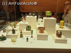 [P26] Obiecte care nu pot fi folosite practic, ce includ flori si figuri de animale din pietre semipretioase sau alte miniaturi, sunt suveniruri foarte scumpe.  » foto by geani anto
 - 
<span class="allrVoted glyphicon glyphicon-heart hidden" id="av1114020"></span>
<a class="m-l-10 hidden" id="sv1114020" onclick="voting_Foto_DelVot(,1114020,4057)" role="button">șterge vot <span class="glyphicon glyphicon-remove"></span></a>
<a id="v91114020" class=" c-red"  onclick="voting_Foto_SetVot(1114020)" role="button"><span class="glyphicon glyphicon-heart-empty"></span> <b>LIKE</b> = Votează poza</a> <img class="hidden"  id="f1114020W9" src="/imagini/loader.gif" border="0" /><span class="AjErrMes hidden" id="e1114020ErM"></span>