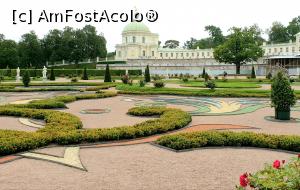 [P02] Gradinile Inferioare si marele palat Menshikov » foto by geani anto
 - 
<span class="allrVoted glyphicon glyphicon-heart hidden" id="av1124107"></span>
<a class="m-l-10 hidden" id="sv1124107" onclick="voting_Foto_DelVot(,1124107,4057)" role="button">șterge vot <span class="glyphicon glyphicon-remove"></span></a>
<a id="v91124107" class=" c-red"  onclick="voting_Foto_SetVot(1124107)" role="button"><span class="glyphicon glyphicon-heart-empty"></span> <b>LIKE</b> = Votează poza</a> <img class="hidden"  id="f1124107W9" src="/imagini/loader.gif" border="0" /><span class="AjErrMes hidden" id="e1124107ErM"></span>