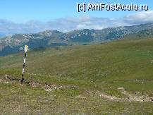 [P19] Coborarea spre saua Calugarului, ce desparte Muntele Furnica de Piatra Arsa » foto by Claudiu U.
 - 
<span class="allrVoted glyphicon glyphicon-heart hidden" id="av244481"></span>
<a class="m-l-10 hidden" id="sv244481" onclick="voting_Foto_DelVot(,244481,4076)" role="button">șterge vot <span class="glyphicon glyphicon-remove"></span></a>
<a id="v9244481" class=" c-red"  onclick="voting_Foto_SetVot(244481)" role="button"><span class="glyphicon glyphicon-heart-empty"></span> <b>LIKE</b> = Votează poza</a> <img class="hidden"  id="f244481W9" src="/imagini/loader.gif" border="0" /><span class="AjErrMes hidden" id="e244481ErM"></span>
