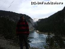 [P02] In spatele cheilor se vad Bucegii inzapeziti » foto by Lumis66
 - 
<span class="allrVoted glyphicon glyphicon-heart hidden" id="av190211"></span>
<a class="m-l-10 hidden" id="sv190211" onclick="voting_Foto_DelVot(,190211,4076)" role="button">șterge vot <span class="glyphicon glyphicon-remove"></span></a>
<a id="v9190211" class=" c-red"  onclick="voting_Foto_SetVot(190211)" role="button"><span class="glyphicon glyphicon-heart-empty"></span> <b>LIKE</b> = Votează poza</a> <img class="hidden"  id="f190211W9" src="/imagini/loader.gif" border="0" /><span class="AjErrMes hidden" id="e190211ErM"></span>