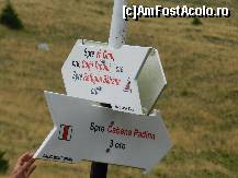 [P27] de aici se despart traseele spre cabana Padina si spre vf. Omu » foto by florentin_dobre
 - 
<span class="allrVoted glyphicon glyphicon-heart hidden" id="av462555"></span>
<a class="m-l-10 hidden" id="sv462555" onclick="voting_Foto_DelVot(,462555,4076)" role="button">șterge vot <span class="glyphicon glyphicon-remove"></span></a>
<a id="v9462555" class=" c-red"  onclick="voting_Foto_SetVot(462555)" role="button"><span class="glyphicon glyphicon-heart-empty"></span> <b>LIKE</b> = Votează poza</a> <img class="hidden"  id="f462555W9" src="/imagini/loader.gif" border="0" /><span class="AjErrMes hidden" id="e462555ErM"></span>