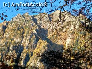 [P05] Abruptul Bucegilor și CRucea Caraiman. Acolo vom ajunge peste câteva ore » foto by Mika
 - 
<span class="allrVoted glyphicon glyphicon-heart hidden" id="av1402119"></span>
<a class="m-l-10 hidden" id="sv1402119" onclick="voting_Foto_DelVot(,1402119,4076)" role="button">șterge vot <span class="glyphicon glyphicon-remove"></span></a>
<a id="v91402119" class=" c-red"  onclick="voting_Foto_SetVot(1402119)" role="button"><span class="glyphicon glyphicon-heart-empty"></span> <b>LIKE</b> = Votează poza</a> <img class="hidden"  id="f1402119W9" src="/imagini/loader.gif" border="0" /><span class="AjErrMes hidden" id="e1402119ErM"></span>