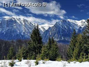 [P08] Bucegii văzuți de pe Vârful Grecului - Caraiman și Coștila » foto by Mika
 - 
<span class="allrVoted glyphicon glyphicon-heart hidden" id="av1420791"></span>
<a class="m-l-10 hidden" id="sv1420791" onclick="voting_Foto_DelVot(,1420791,4076)" role="button">șterge vot <span class="glyphicon glyphicon-remove"></span></a>
<a id="v91420791" class=" c-red"  onclick="voting_Foto_SetVot(1420791)" role="button"><span class="glyphicon glyphicon-heart-empty"></span> <b>LIKE</b> = Votează poza</a> <img class="hidden"  id="f1420791W9" src="/imagini/loader.gif" border="0" /><span class="AjErrMes hidden" id="e1420791ErM"></span>