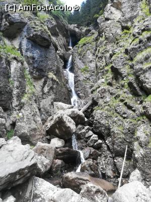 [P17] Cascada Mare » foto by Mika
 - 
<span class="allrVoted glyphicon glyphicon-heart hidden" id="av1167590"></span>
<a class="m-l-10 hidden" id="sv1167590" onclick="voting_Foto_DelVot(,1167590,4076)" role="button">șterge vot <span class="glyphicon glyphicon-remove"></span></a>
<a id="v91167590" class=" c-red"  onclick="voting_Foto_SetVot(1167590)" role="button"><span class="glyphicon glyphicon-heart-empty"></span> <b>LIKE</b> = Votează poza</a> <img class="hidden"  id="f1167590W9" src="/imagini/loader.gif" border="0" /><span class="AjErrMes hidden" id="e1167590ErM"></span>