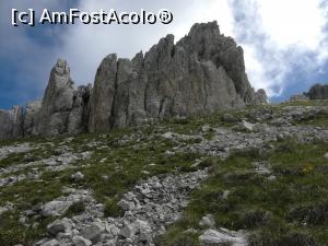 [P21] Formațiuni stâncoase pe drumul spre Vârful Lancia » foto by Mika
 - 
<span class="allrVoted glyphicon glyphicon-heart hidden" id="av1172221"></span>
<a class="m-l-10 hidden" id="sv1172221" onclick="voting_Foto_DelVot(,1172221,4076)" role="button">șterge vot <span class="glyphicon glyphicon-remove"></span></a>
<a id="v91172221" class=" c-red"  onclick="voting_Foto_SetVot(1172221)" role="button"><span class="glyphicon glyphicon-heart-empty"></span> <b>LIKE</b> = Votează poza</a> <img class="hidden"  id="f1172221W9" src="/imagini/loader.gif" border="0" /><span class="AjErrMes hidden" id="e1172221ErM"></span>