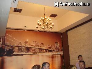 [P09] Bucuresti - la Expression Caffe & Club » foto by Diaura*
 - 
<span class="allrVoted glyphicon glyphicon-heart hidden" id="av380575"></span>
<a class="m-l-10 hidden" id="sv380575" onclick="voting_Foto_DelVot(,380575,4083)" role="button">șterge vot <span class="glyphicon glyphicon-remove"></span></a>
<a id="v9380575" class=" c-red"  onclick="voting_Foto_SetVot(380575)" role="button"><span class="glyphicon glyphicon-heart-empty"></span> <b>LIKE</b> = Votează poza</a> <img class="hidden"  id="f380575W9" src="/imagini/loader.gif" border="0" /><span class="AjErrMes hidden" id="e380575ErM"></span>