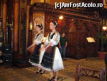 [P12] Restaurantul Caru' cu bere, interior, seara de folclor » foto by magdalena
 - 
<span class="allrVoted glyphicon glyphicon-heart hidden" id="av274049"></span>
<a class="m-l-10 hidden" id="sv274049" onclick="voting_Foto_DelVot(,274049,4083)" role="button">șterge vot <span class="glyphicon glyphicon-remove"></span></a>
<a id="v9274049" class=" c-red"  onclick="voting_Foto_SetVot(274049)" role="button"><span class="glyphicon glyphicon-heart-empty"></span> <b>LIKE</b> = Votează poza</a> <img class="hidden"  id="f274049W9" src="/imagini/loader.gif" border="0" /><span class="AjErrMes hidden" id="e274049ErM"></span>