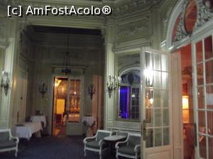 [P04] Interior - holul din care se intra in saloane » foto by Michaell
 - 
<span class="allrVoted glyphicon glyphicon-heart hidden" id="av709684"></span>
<a class="m-l-10 hidden" id="sv709684" onclick="voting_Foto_DelVot(,709684,4083)" role="button">șterge vot <span class="glyphicon glyphicon-remove"></span></a>
<a id="v9709684" class=" c-red"  onclick="voting_Foto_SetVot(709684)" role="button"><span class="glyphicon glyphicon-heart-empty"></span> <b>LIKE</b> = Votează poza</a> <img class="hidden"  id="f709684W9" src="/imagini/loader.gif" border="0" /><span class="AjErrMes hidden" id="e709684ErM"></span>