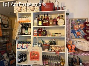 [P21] Cannoleria Decebal - interior restaurant » foto by nicole33
 - 
<span class="allrVoted glyphicon glyphicon-heart hidden" id="av1546487"></span>
<a class="m-l-10 hidden" id="sv1546487" onclick="voting_Foto_DelVot(,1546487,4083)" role="button">șterge vot <span class="glyphicon glyphicon-remove"></span></a>
<a id="v91546487" class=" c-red"  onclick="voting_Foto_SetVot(1546487)" role="button"><span class="glyphicon glyphicon-heart-empty"></span> <b>LIKE</b> = Votează poza</a> <img class="hidden"  id="f1546487W9" src="/imagini/loader.gif" border="0" /><span class="AjErrMes hidden" id="e1546487ErM"></span>