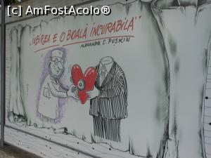 [P26] București - Calea Văcărești. Gardul cu caricaturi. » foto by iulianic
 - 
<span class="allrVoted glyphicon glyphicon-heart hidden" id="av1241522"></span>
<a class="m-l-10 hidden" id="sv1241522" onclick="voting_Foto_DelVot(,1241522,4083)" role="button">șterge vot <span class="glyphicon glyphicon-remove"></span></a>
<a id="v91241522" class=" c-red"  onclick="voting_Foto_SetVot(1241522)" role="button"><span class="glyphicon glyphicon-heart-empty"></span> <b>LIKE</b> = Votează poza</a> <img class="hidden"  id="f1241522W9" src="/imagini/loader.gif" border="0" /><span class="AjErrMes hidden" id="e1241522ErM"></span>