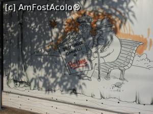 [P30] București - Calea Văcărești. Gardul cu caricaturi. » foto by iulianic
 - 
<span class="allrVoted glyphicon glyphicon-heart hidden" id="av1241526"></span>
<a class="m-l-10 hidden" id="sv1241526" onclick="voting_Foto_DelVot(,1241526,4083)" role="button">șterge vot <span class="glyphicon glyphicon-remove"></span></a>
<a id="v91241526" class=" c-red"  onclick="voting_Foto_SetVot(1241526)" role="button"><span class="glyphicon glyphicon-heart-empty"></span> <b>LIKE</b> = Votează poza</a> <img class="hidden"  id="f1241526W9" src="/imagini/loader.gif" border="0" /><span class="AjErrMes hidden" id="e1241526ErM"></span>