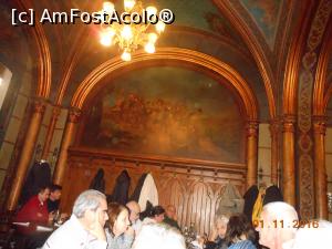 [P15] Caru' cu Bere - Candelabre și picturi murale.  » foto by iulianic
 - 
<span class="allrVoted glyphicon glyphicon-heart hidden" id="av807228"></span>
<a class="m-l-10 hidden" id="sv807228" onclick="voting_Foto_DelVot(,807228,4083)" role="button">șterge vot <span class="glyphicon glyphicon-remove"></span></a>
<a id="v9807228" class=" c-red"  onclick="voting_Foto_SetVot(807228)" role="button"><span class="glyphicon glyphicon-heart-empty"></span> <b>LIKE</b> = Votează poza</a> <img class="hidden"  id="f807228W9" src="/imagini/loader.gif" border="0" /><span class="AjErrMes hidden" id="e807228ErM"></span>