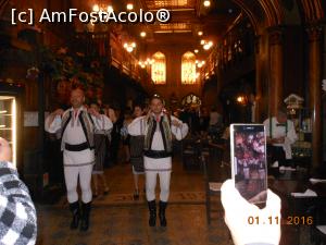 [P33] Caru' cu Bere - Dans folcloric.  » foto by iulianic
 - 
<span class="allrVoted glyphicon glyphicon-heart hidden" id="av807246"></span>
<a class="m-l-10 hidden" id="sv807246" onclick="voting_Foto_DelVot(,807246,4083)" role="button">șterge vot <span class="glyphicon glyphicon-remove"></span></a>
<a id="v9807246" class=" c-red"  onclick="voting_Foto_SetVot(807246)" role="button"><span class="glyphicon glyphicon-heart-empty"></span> <b>LIKE</b> = Votează poza</a> <img class="hidden"  id="f807246W9" src="/imagini/loader.gif" border="0" /><span class="AjErrMes hidden" id="e807246ErM"></span>