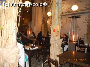 [P04] Caru' cu Bere - Terasa decorată din fața intrării.  » foto by iulianic
 - 
<span class="allrVoted glyphicon glyphicon-heart hidden" id="av807217"></span>
<a class="m-l-10 hidden" id="sv807217" onclick="voting_Foto_DelVot(,807217,4083)" role="button">șterge vot <span class="glyphicon glyphicon-remove"></span></a>
<a id="v9807217" class=" c-red"  onclick="voting_Foto_SetVot(807217)" role="button"><span class="glyphicon glyphicon-heart-empty"></span> <b>LIKE</b> = Votează poza</a> <img class="hidden"  id="f807217W9" src="/imagini/loader.gif" border="0" /><span class="AjErrMes hidden" id="e807217ErM"></span>