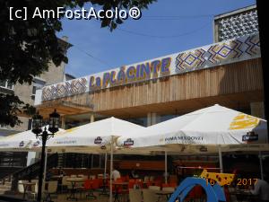 [P02] La Plăcinte - Restaurantul din Chișinău, în apropiere de Monumentul lui Ștefan cel Mare și Sfânt.  » foto by iulianic
 - 
<span class="allrVoted glyphicon glyphicon-heart hidden" id="av876436"></span>
<a class="m-l-10 hidden" id="sv876436" onclick="voting_Foto_DelVot(,876436,4083)" role="button">șterge vot <span class="glyphicon glyphicon-remove"></span></a>
<a id="v9876436" class=" c-red"  onclick="voting_Foto_SetVot(876436)" role="button"><span class="glyphicon glyphicon-heart-empty"></span> <b>LIKE</b> = Votează poza</a> <img class="hidden"  id="f876436W9" src="/imagini/loader.gif" border="0" /><span class="AjErrMes hidden" id="e876436ErM"></span>