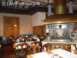 [P04] City Grill - Covaci, un local în centrul vechi al Bucureștiului. Grătarul și salonul de la parter.  » foto by iulianic
 - 
<span class="allrVoted glyphicon glyphicon-heart hidden" id="av1026952"></span>
<a class="m-l-10 hidden" id="sv1026952" onclick="voting_Foto_DelVot(,1026952,4083)" role="button">șterge vot <span class="glyphicon glyphicon-remove"></span></a>
<a id="v91026952" class=" c-red"  onclick="voting_Foto_SetVot(1026952)" role="button"><span class="glyphicon glyphicon-heart-empty"></span> <b>LIKE</b> = Votează poza</a> <img class="hidden"  id="f1026952W9" src="/imagini/loader.gif" border="0" /><span class="AjErrMes hidden" id="e1026952ErM"></span>