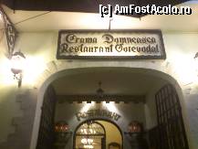 [P17] Si intrarea in restaurant (poza facuta la iesire :)). » foto by alinaro
 - 
<span class="allrVoted glyphicon glyphicon-heart hidden" id="av326620"></span>
<a class="m-l-10 hidden" id="sv326620" onclick="voting_Foto_DelVot(,326620,4083)" role="button">șterge vot <span class="glyphicon glyphicon-remove"></span></a>
<a id="v9326620" class=" c-red"  onclick="voting_Foto_SetVot(326620)" role="button"><span class="glyphicon glyphicon-heart-empty"></span> <b>LIKE</b> = Votează poza</a> <img class="hidden"  id="f326620W9" src="/imagini/loader.gif" border="0" /><span class="AjErrMes hidden" id="e326620ErM"></span>