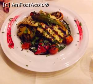 [P04] Maroon Bistro Café - salata caldă cu brânză de capră și legume la grătar » foto by Dragoș_MD
 - 
<span class="allrVoted glyphicon glyphicon-heart hidden" id="av970622"></span>
<a class="m-l-10 hidden" id="sv970622" onclick="voting_Foto_DelVot(,970622,4083)" role="button">șterge vot <span class="glyphicon glyphicon-remove"></span></a>
<a id="v9970622" class=" c-red"  onclick="voting_Foto_SetVot(970622)" role="button"><span class="glyphicon glyphicon-heart-empty"></span> <b>LIKE</b> = Votează poza</a> <img class="hidden"  id="f970622W9" src="/imagini/loader.gif" border="0" /><span class="AjErrMes hidden" id="e970622ErM"></span>