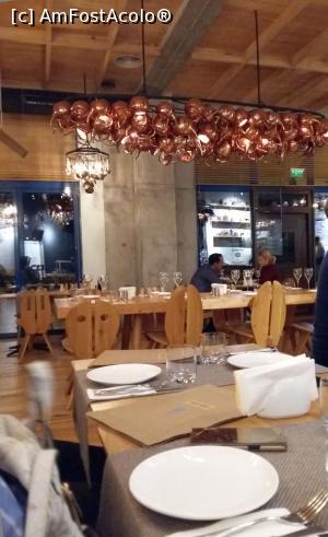 [P06] Restaurant Sardin - ambianța interioară » foto by Dragoș_MD
 - 
<span class="allrVoted glyphicon glyphicon-heart hidden" id="av1016671"></span>
<a class="m-l-10 hidden" id="sv1016671" onclick="voting_Foto_DelVot(,1016671,4083)" role="button">șterge vot <span class="glyphicon glyphicon-remove"></span></a>
<a id="v91016671" class=" c-red"  onclick="voting_Foto_SetVot(1016671)" role="button"><span class="glyphicon glyphicon-heart-empty"></span> <b>LIKE</b> = Votează poza</a> <img class="hidden"  id="f1016671W9" src="/imagini/loader.gif" border="0" /><span class="AjErrMes hidden" id="e1016671ErM"></span>