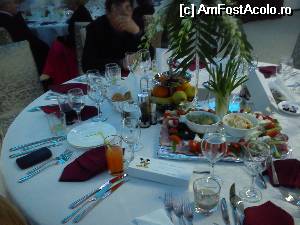 [P02] una dintre mese frumos decorata si cu rezervarile aferente » foto by bobyrodin
 - 
<span class="allrVoted glyphicon glyphicon-heart hidden" id="av506621"></span>
<a class="m-l-10 hidden" id="sv506621" onclick="voting_Foto_DelVot(,506621,4083)" role="button">șterge vot <span class="glyphicon glyphicon-remove"></span></a>
<a id="v9506621" class=" c-red"  onclick="voting_Foto_SetVot(506621)" role="button"><span class="glyphicon glyphicon-heart-empty"></span> <b>LIKE</b> = Votează poza</a> <img class="hidden"  id="f506621W9" src="/imagini/loader.gif" border="0" /><span class="AjErrMes hidden" id="e506621ErM"></span>