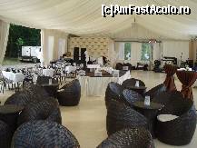 [P05] Restaurantul ' La Gondola', in prim plan este zona cu masute si fotolii » foto by Diaura*
 - 
<span class="allrVoted glyphicon glyphicon-heart hidden" id="av106336"></span>
<a class="m-l-10 hidden" id="sv106336" onclick="voting_Foto_DelVot(,106336,4083)" role="button">șterge vot <span class="glyphicon glyphicon-remove"></span></a>
<a id="v9106336" class=" c-red"  onclick="voting_Foto_SetVot(106336)" role="button"><span class="glyphicon glyphicon-heart-empty"></span> <b>LIKE</b> = Votează poza</a> <img class="hidden"  id="f106336W9" src="/imagini/loader.gif" border="0" /><span class="AjErrMes hidden" id="e106336ErM"></span>