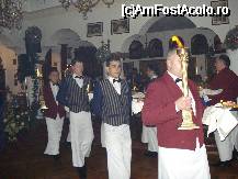 [P11] Locanta Jaristea - ospatarii prezinta mesenilor bucatele » foto by Diaura*
 - 
<span class="allrVoted glyphicon glyphicon-heart hidden" id="av36785"></span>
<a class="m-l-10 hidden" id="sv36785" onclick="voting_Foto_DelVot(,36785,4083)" role="button">șterge vot <span class="glyphicon glyphicon-remove"></span></a>
<a id="v936785" class=" c-red"  onclick="voting_Foto_SetVot(36785)" role="button"><span class="glyphicon glyphicon-heart-empty"></span> <b>LIKE</b> = Votează poza</a> <img class="hidden"  id="f36785W9" src="/imagini/loader.gif" border="0" /><span class="AjErrMes hidden" id="e36785ErM"></span>